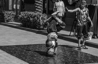 开运体育电脑版-“2025世界运动会：运动舞蹈，舞者用节奏打破极限，激烈角逐精彩不停”